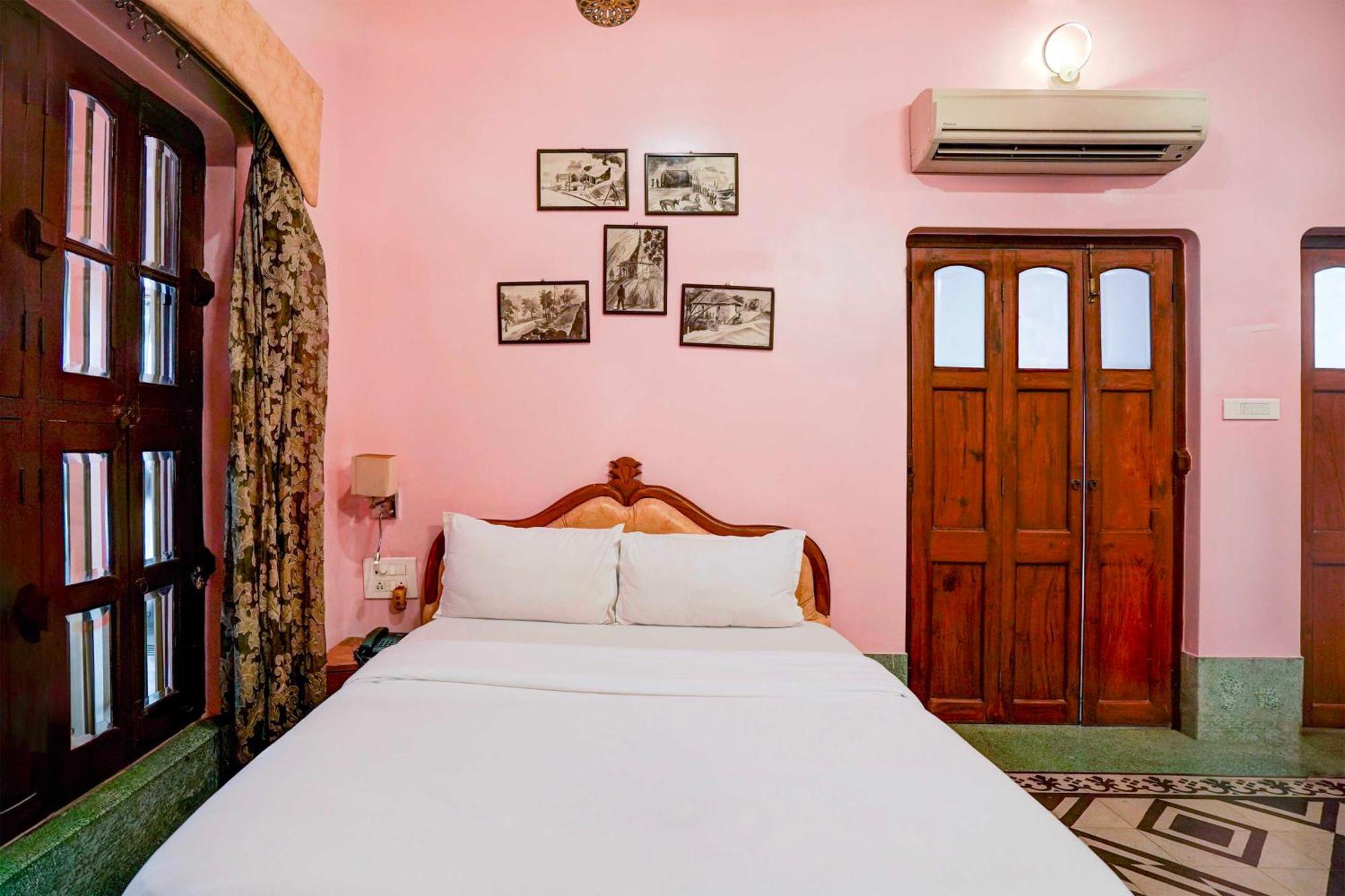 Townhouse Heritage Scindia Ghat Varanasi