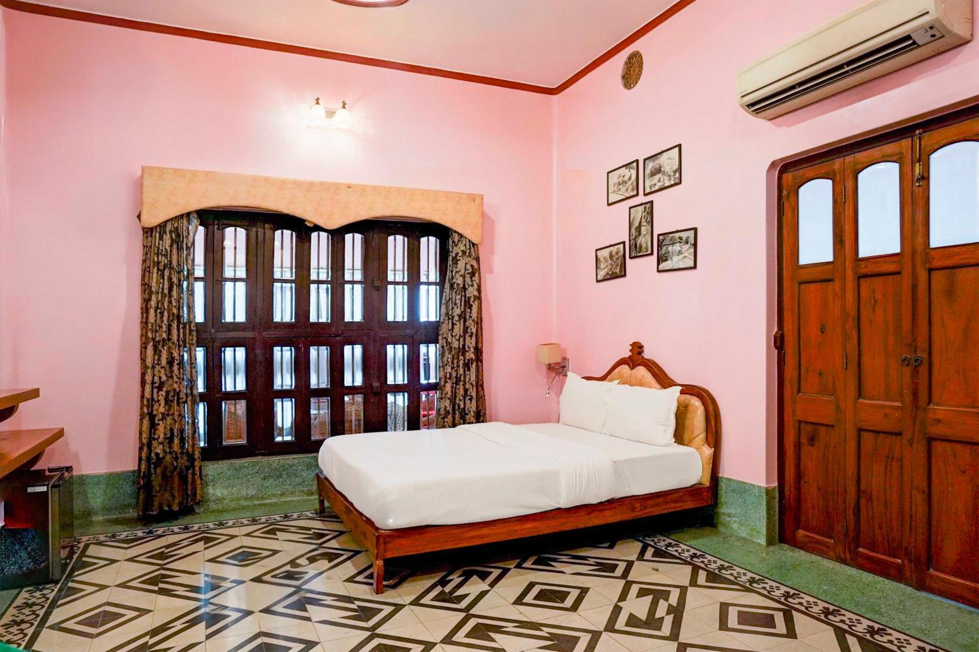 Townhouse Heritage Scindia Ghat 4*